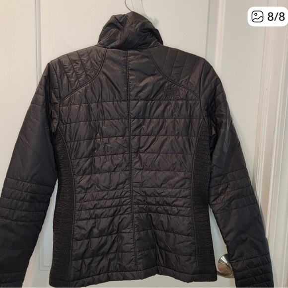 The North Face Women's Black Quilted Jacket - Picture 8 of 8